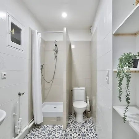 Villa Paris Nord: Tranquil Retreat with Private Parking and Garden Epinay-sur-Seine Exterior photo