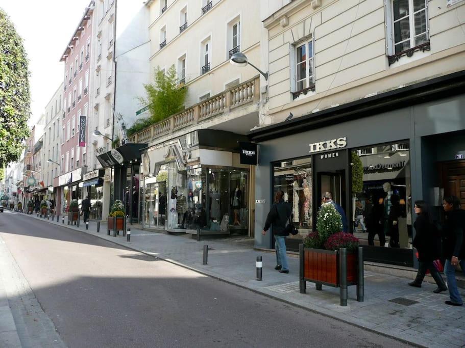Paris Nord: Tranquil Retreat With Private Parking And Garden Holiday home *